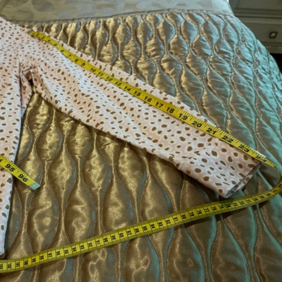 FOXCROFT Pink, Tan & White Leopard Print Corduroy Long Sleeved Blouse Size 8 - Picture 10 of 14